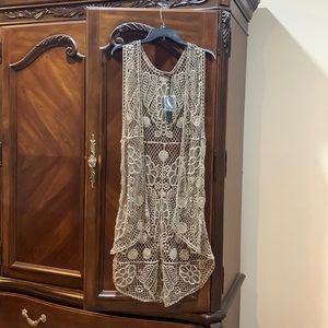 Taupe macramé long sleeveless shirt